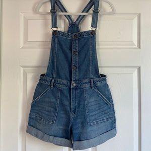 Cute Short Overalls Size M Hollister